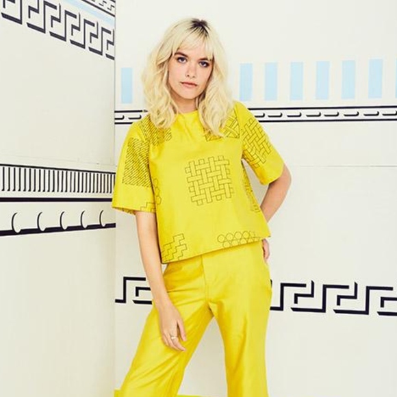 Dusen Dusen Tops - Dusen Dusen S/S Yellow Tile Print Mask Tee